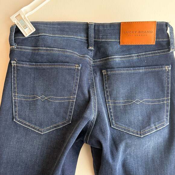 Lucky Brand Sweet Straight Mid Rise Ankle Jeans, Dark Wash, Size 2/26 - Picture 5 of 8